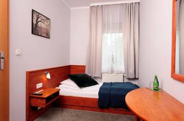 Фото номера Одноместный номер Отель Hotel Preemier г. Марциновице 3